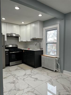 Interior, Kitchen, Marble, Recessed Lighting, Stainless Steel Appliances