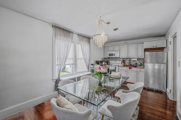 Chandelier, Dining room, Interior, Kitchen, Wood Texture Flooring