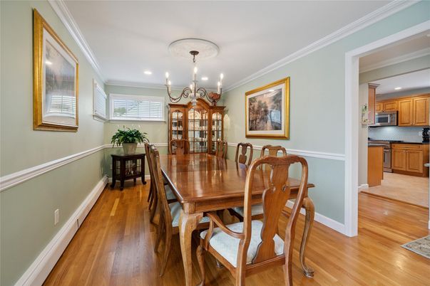 Chandelier, Dining room, Interior, Kitchen, Recessed Lighting, Wood Texture Flooring