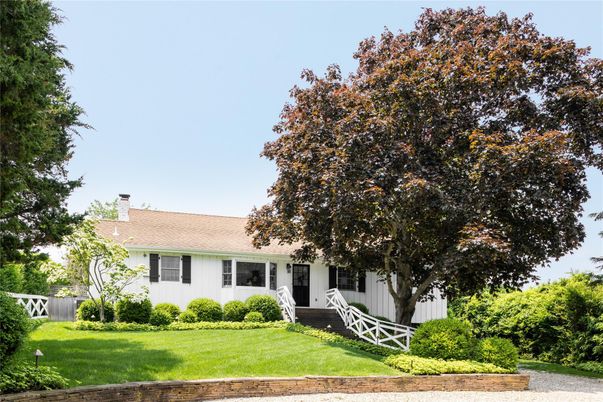 Backyard, Exterior, Facade, Cape Cod