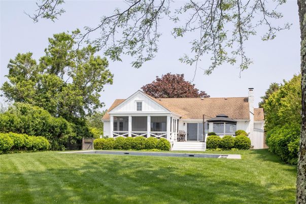 Backyard, Exterior, Facade, Farmhouse