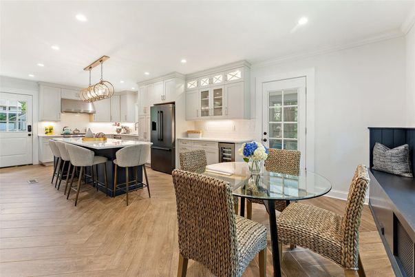Dining room, Interior, Kitchen, Pendant Lights, Recessed Lighting, Wood Texture Flooring