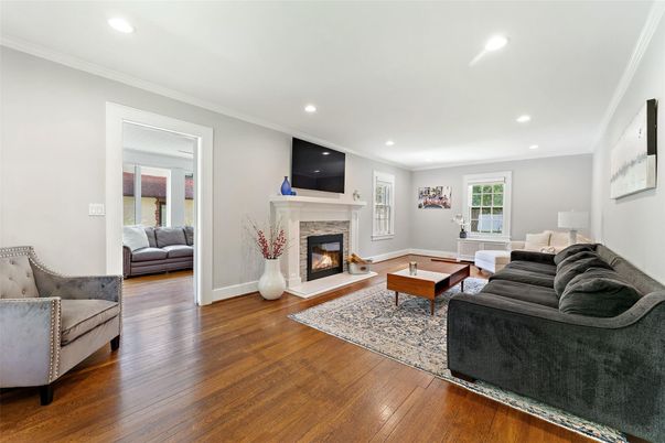 Fireplace, Interior, Living room, Recessed Lighting, Wood Texture Flooring