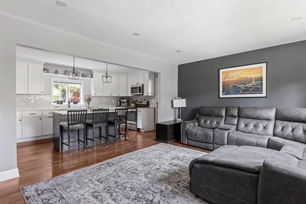 Interior, Kitchen, Living room, Pendant Lights, Recessed Lighting, Wood Texture Flooring