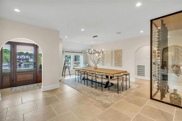 Dining room, Interior, Pendant Lights, Recessed Lighting