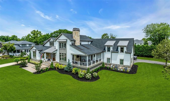 Backyard, Exterior, Facade, Farmhouse