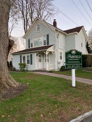 Exterior, Facade, Queen Anne Victorian