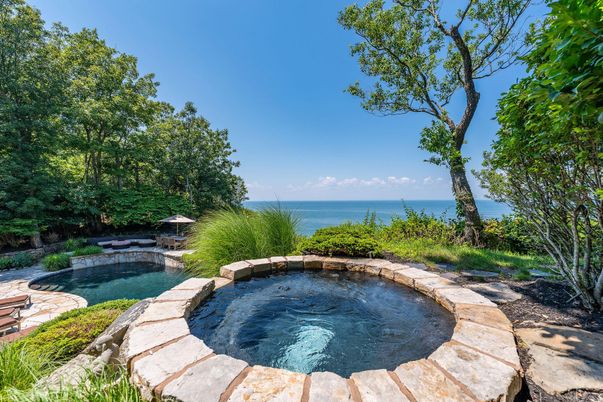 Exterior, Pool, Water