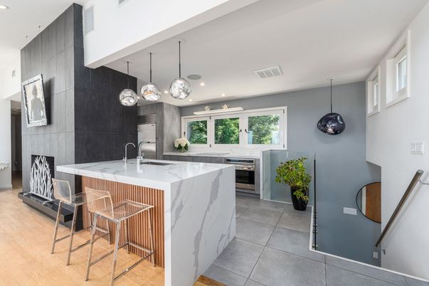 Interior, Kitchen, Pendant Lights, Recessed Lighting, Stainless Steel Appliances