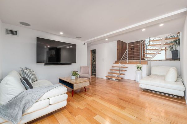 Interior, Living room, Recessed Lighting, Wood Texture Flooring
