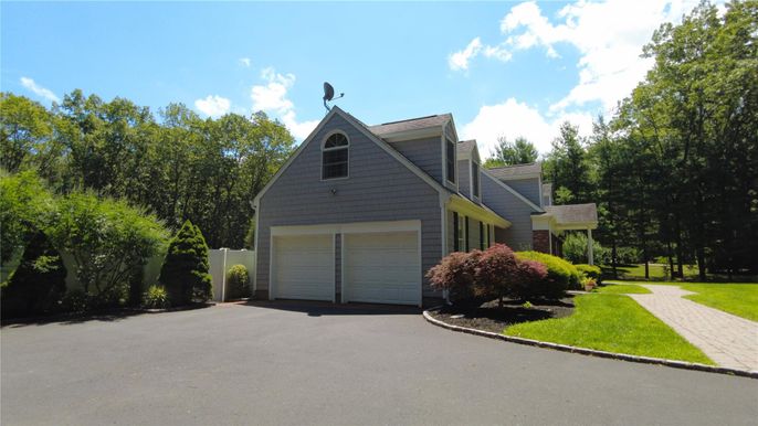 Attached, Exterior, Facade, Brick Facade, Farmhouse
