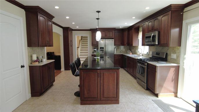 Interior, Kitchen, Pendant Lights, Recessed Lighting, Stainless Steel Appliances