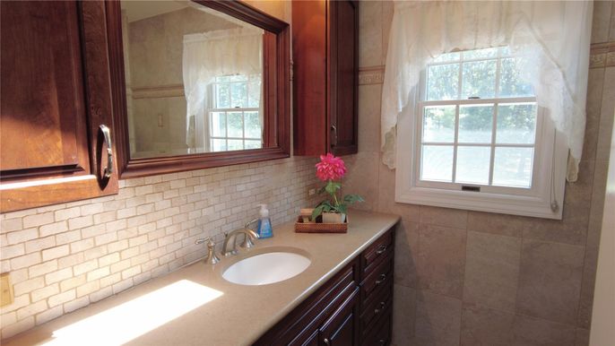 Bathroom, Interior, Stone Walls