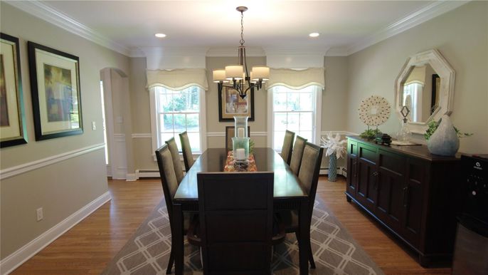 Chandelier, Dining room, Interior, Recessed Lighting, Wood Texture Flooring