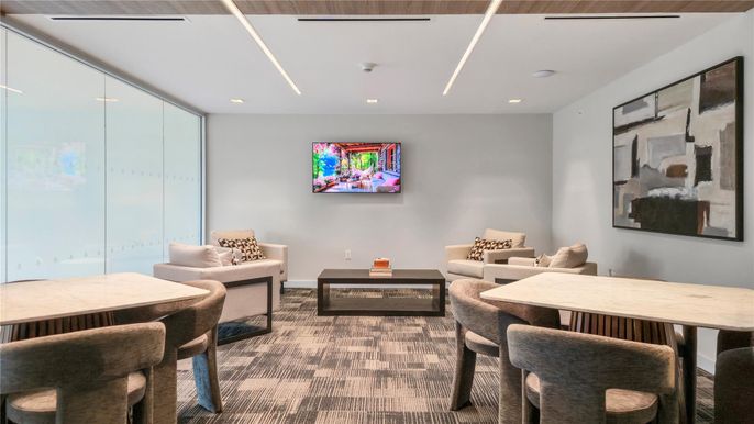 Dining room, Interior, Living room, Recessed Lighting