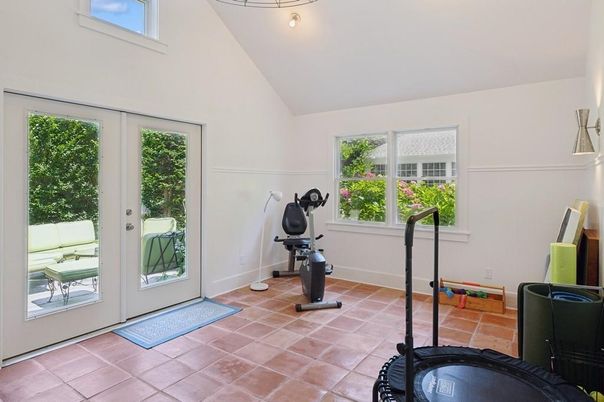 Fitness Equipment, Interior
