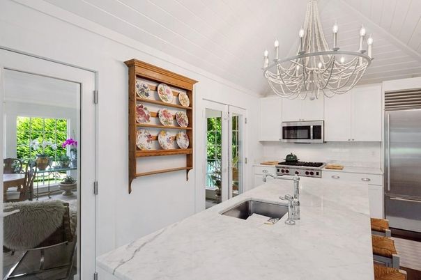Chandelier, Interior, Kitchen, Stainless Steel Appliances