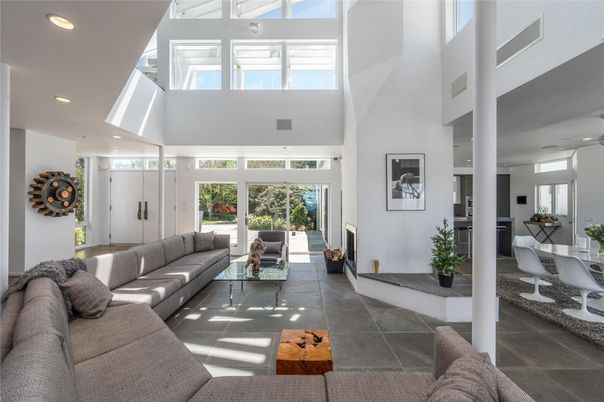 Dining room, Interior, Living room, Recessed Lighting
