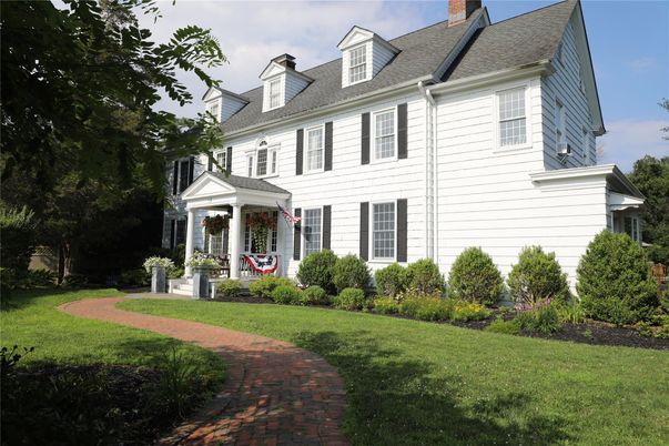Backyard, Exterior, Facade, Georgian