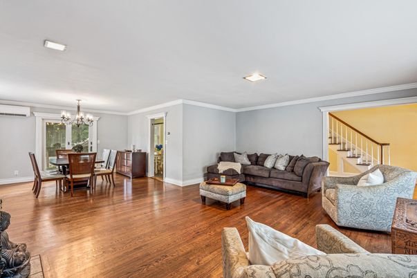 Chandelier, Dining room, Interior, Living room, Wood Texture Flooring