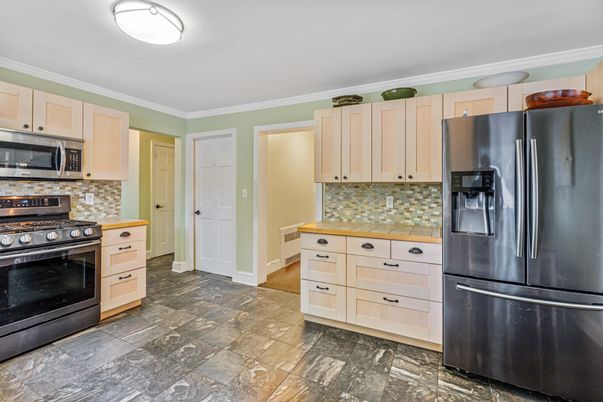 Interior, Kitchen, Stainless Steel Appliances
