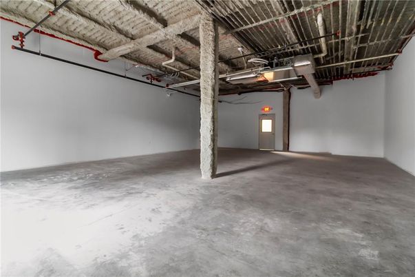 Garage, Interior