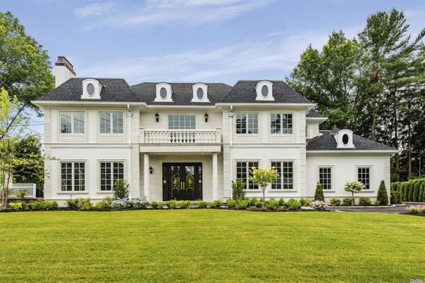 Exterior, Facade, French Provincial