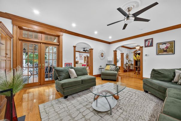 Interior, Living room, Recessed Lighting, Wood Texture Flooring