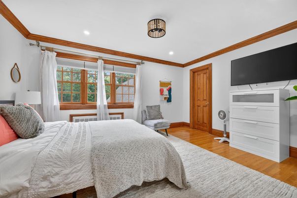 Bedroom, Interior, Recessed Lighting, Wood Texture Flooring
