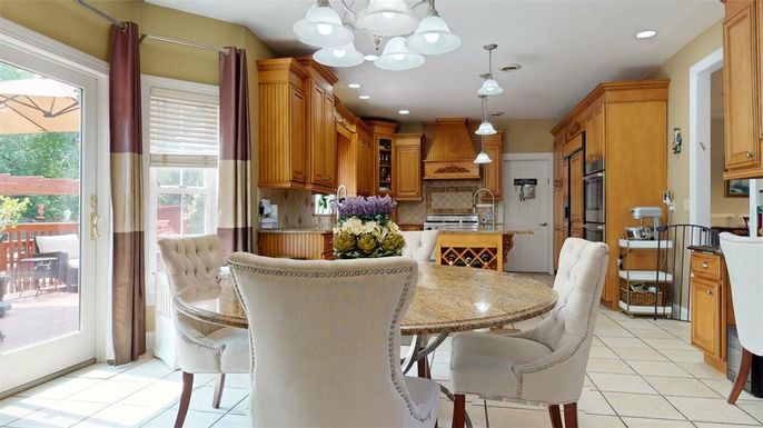 Dining room, Interior, Kitchen, Pendant Lights, Recessed Lighting