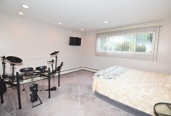 Bedroom, Fitness Equipment, Interior, Recessed Lighting