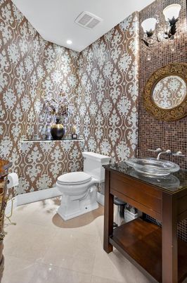 Bathroom, Interior, Recessed Lighting