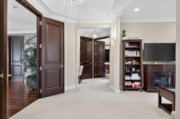 Chandelier, Interior, Recessed Lighting, Wood Texture Flooring