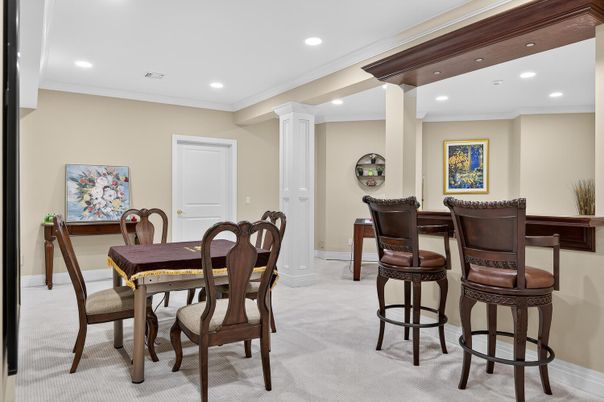 Dining room, Interior, Recessed Lighting