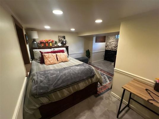 Bedroom, Interior, Recessed Lighting