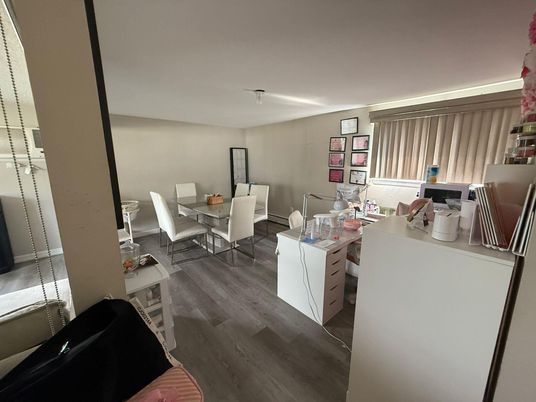 Dining room, Interior, Wood Texture Flooring