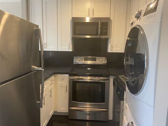 Interior, Kitchen, Stainless Steel Appliances, Washer