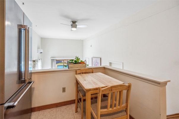 Dining room, Interior