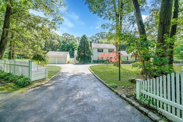 Backyard, Detached Garage, Exterior