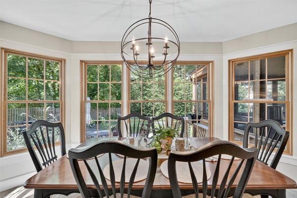 Chandelier, Dining room, Interior