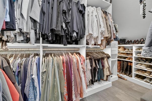 Interior, Walk-in Closets, Wood Texture Flooring