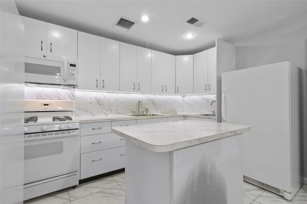 Interior, Kitchen, Marble, Marble Walls, Recessed Lighting