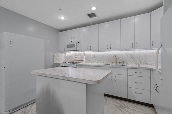 Interior, Kitchen, Marble, Marble Walls, Recessed Lighting