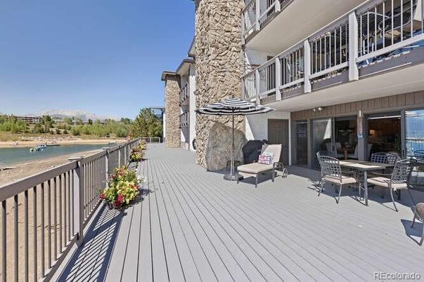 Exterior, Water