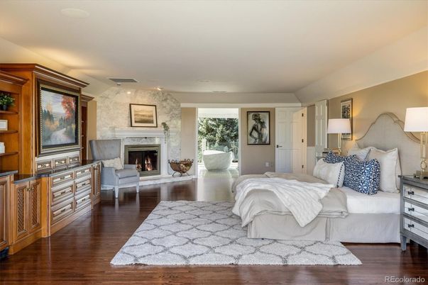 Bedroom, Fireplace, Interior, Recessed Lighting, Wood Texture Flooring