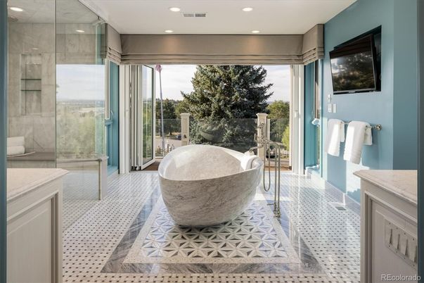 Bathroom, Free Standing Baths, Glass Shower, Interior, Recessed Lighting