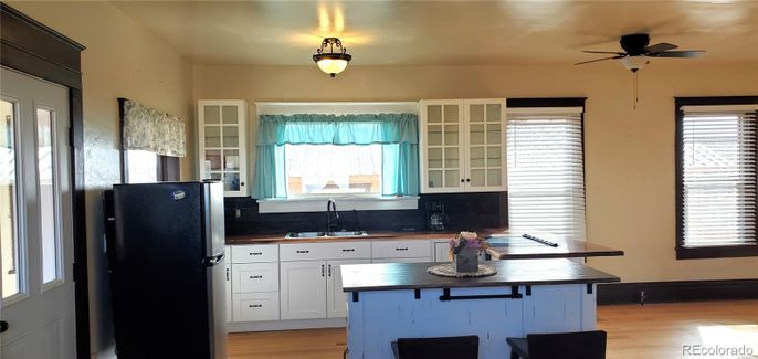 Interior, Kitchen, Wood Texture Flooring