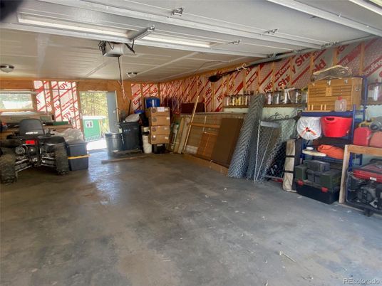 Garage, Interior