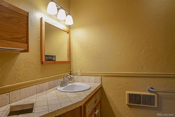 Bathroom, Interior, Tile Countertops