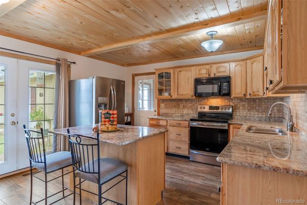 Interior, Kitchen, Stainless Steel Appliances, Wooden Beams, Wooden Ceilings, Wood Texture Flooring